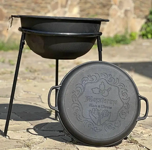 Чавунний казан WOK 12 л з кришкою-сковородою ГРИЛЬ та триногою ТМ Майстерня / Набір казан ВОК 40 см ребристий і підставка W40-3+ТРЕНОГА фото